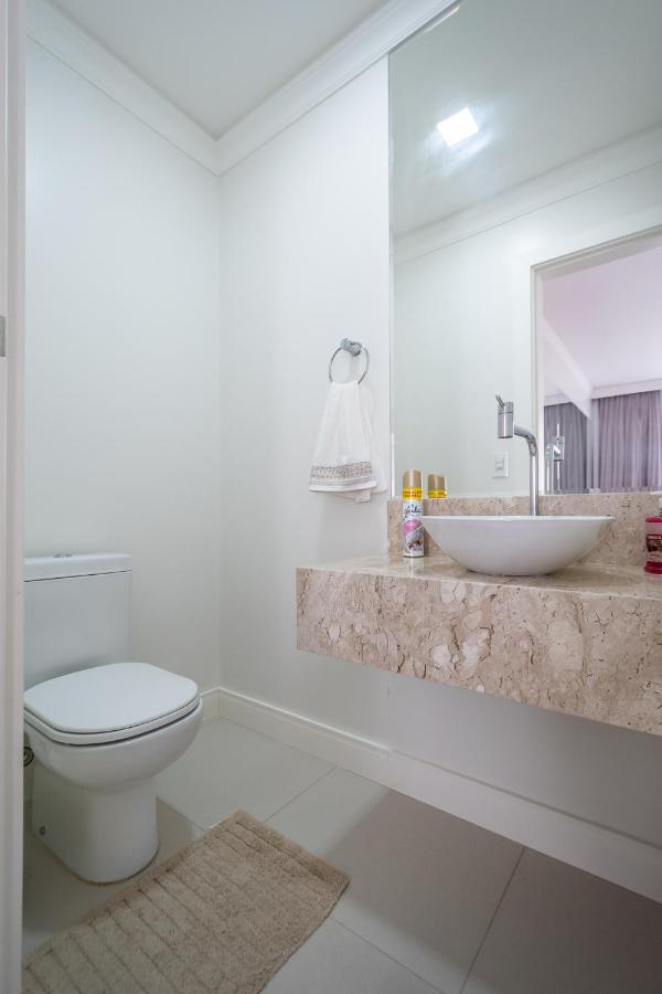 Apartamento Luxo E Conforto No Centro De Bc - 3 Suites, 3 Vagas Garagem, Area Gourmet Churrasqueira, Jacuzzi Balneario Camboriu